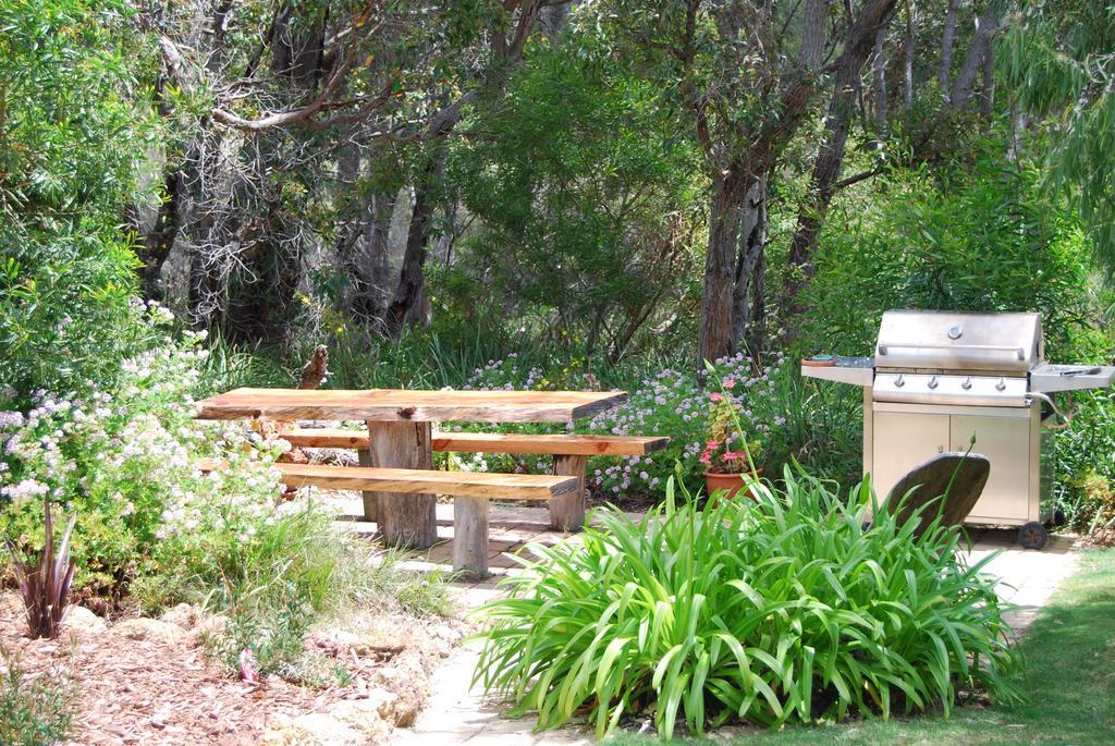 Llewellin'S Guest House Margaret River Buitenkant foto